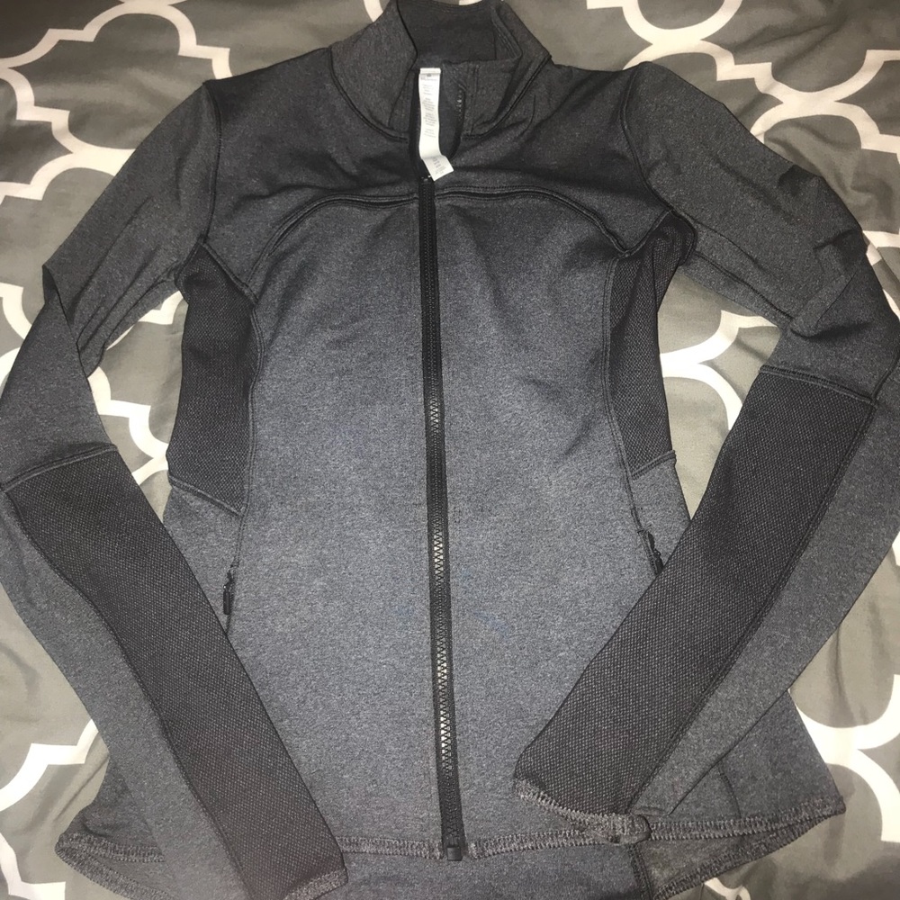 Never worn Lululemon grey zip up